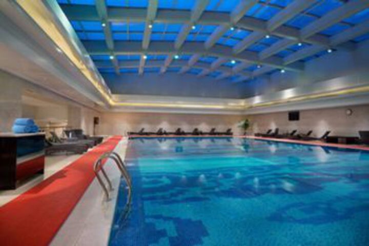 Pool 21 of 29