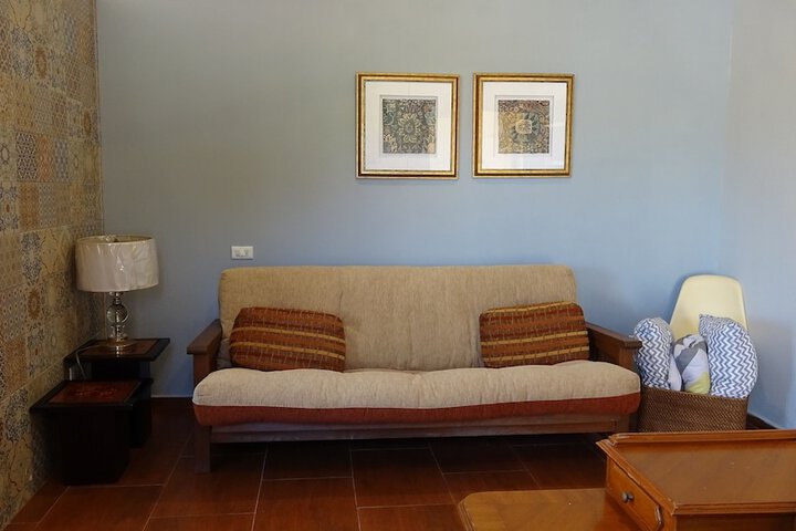 Room 33 of 61