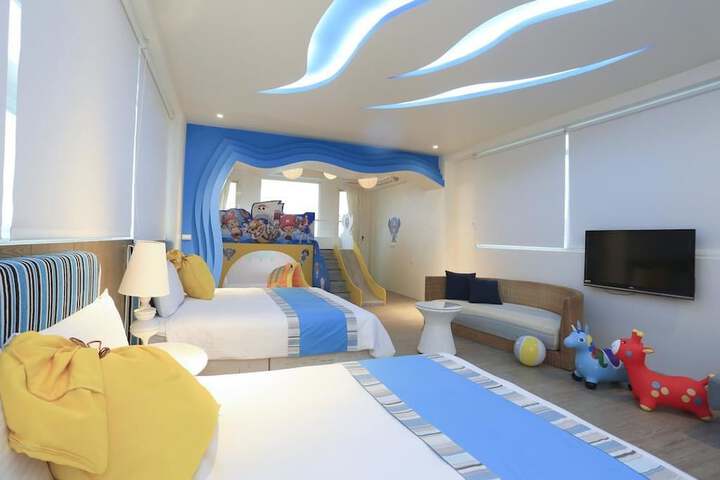 Room 5 of 48