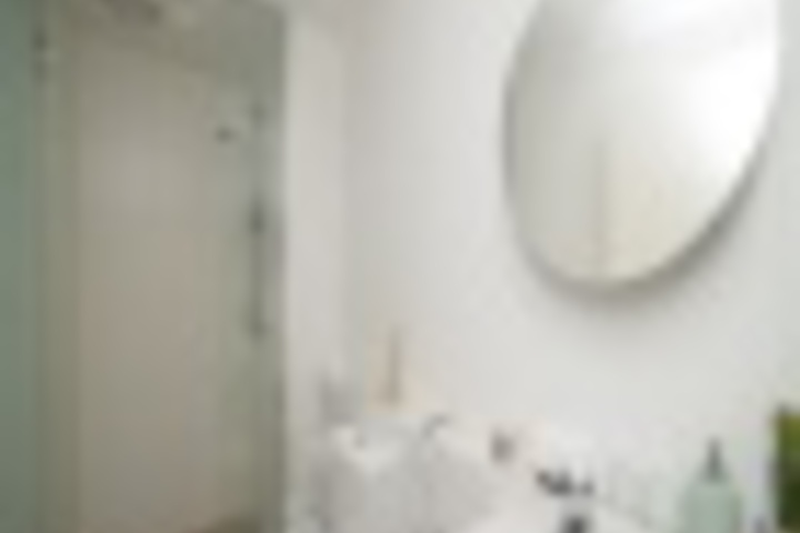 Room 171 of 180