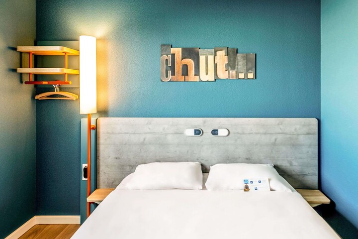 Hotel 32 of 35