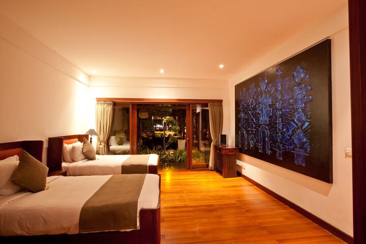 Room 12 of 45
