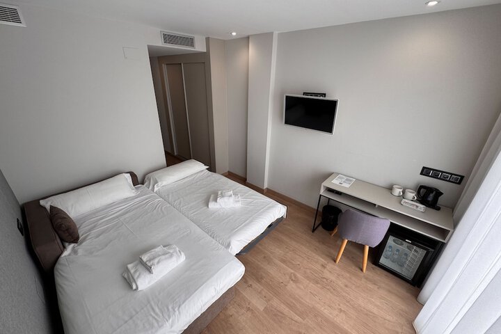 Room 17 of 57