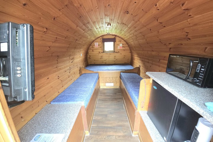 Room 10 of 24