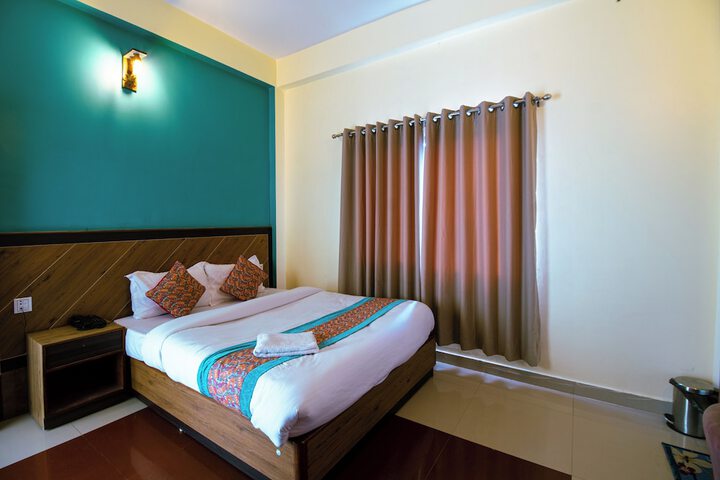 Room 2 of 31