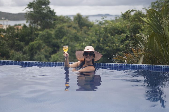 Pool 103 of 136