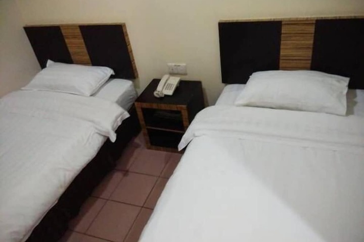 Room 20 of 34