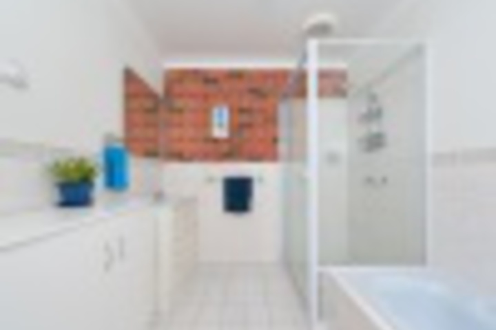 Room 172 of 180
