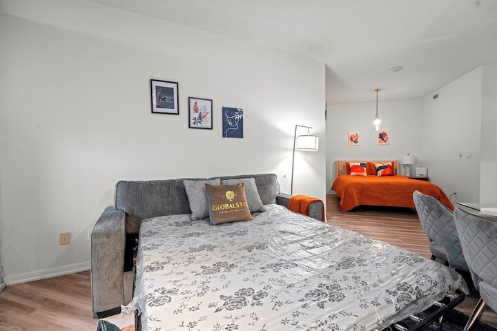 Room 214 of 330