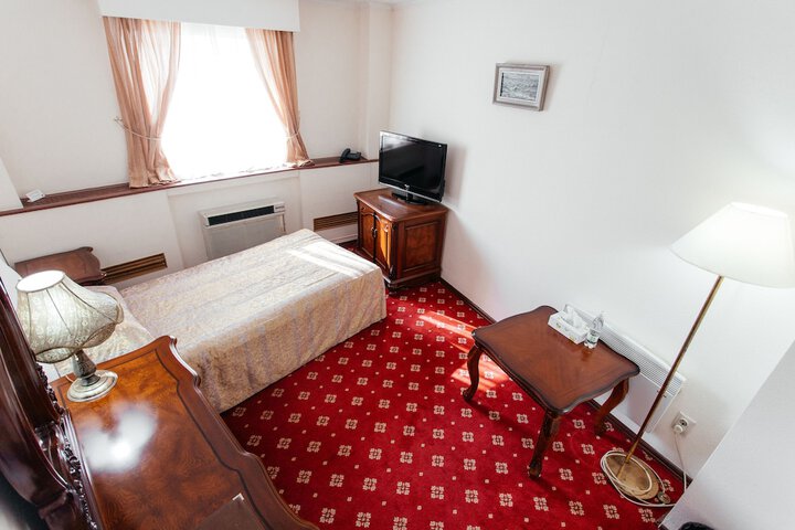 Room 13 of 41