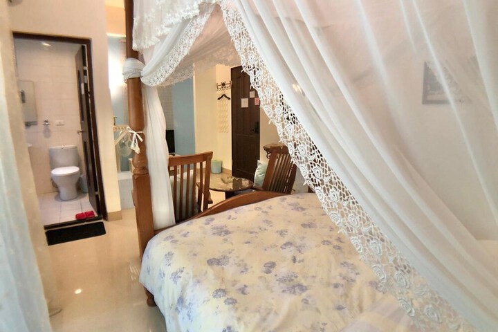 Room 27 of 67