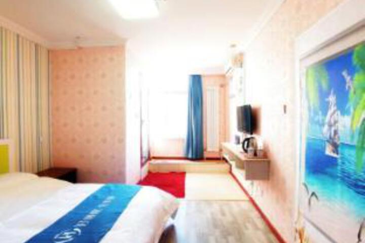 Room 6 of 6