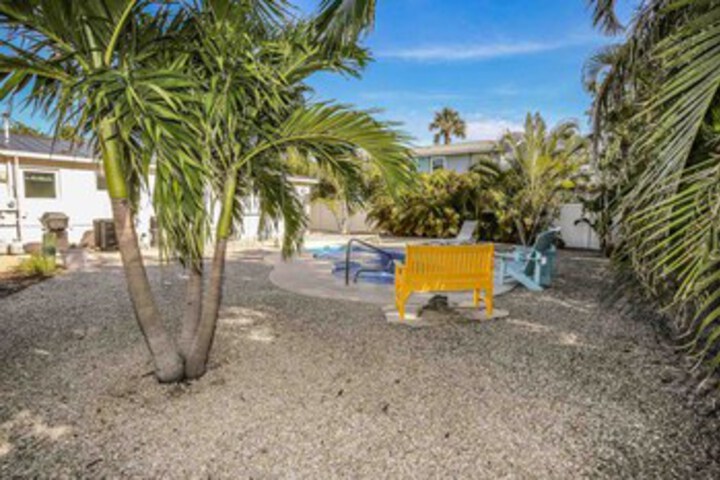 Property Grounds 19 of 28