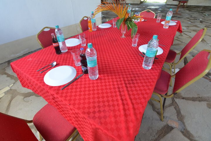 Dining 33 of 41