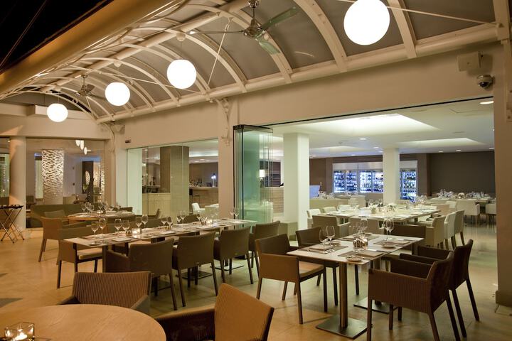 Dining 91 of 138