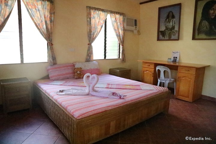 Room 6 of 36