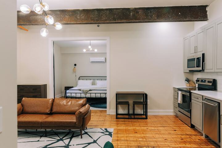 Room 10 of 65