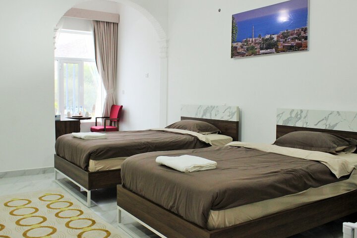 Room 2 of 46