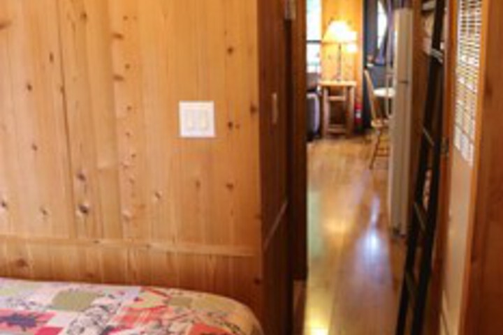 Room 43 of 504