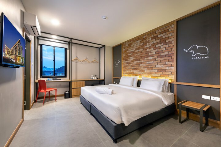 Room 38 of 126