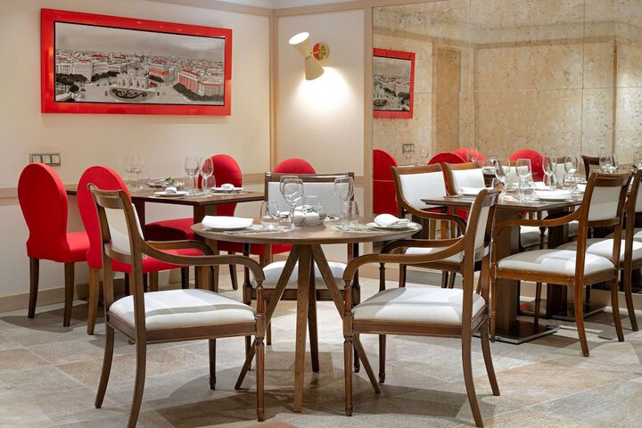 Dining 57 of 81