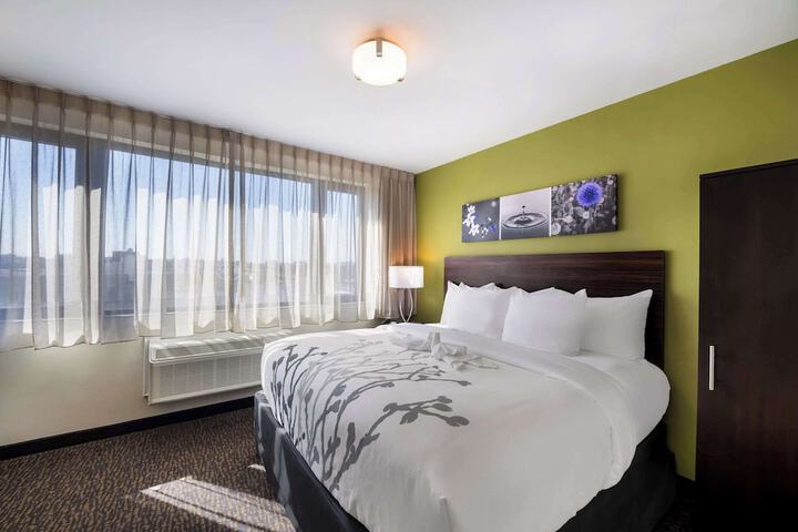 Room 22 of 40