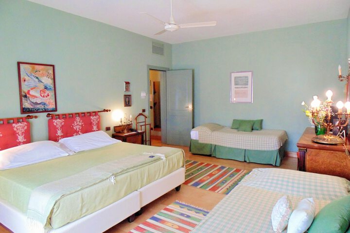 Room 14 of 81