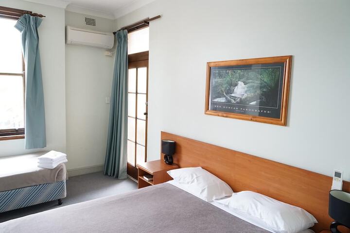 Room 13 of 47