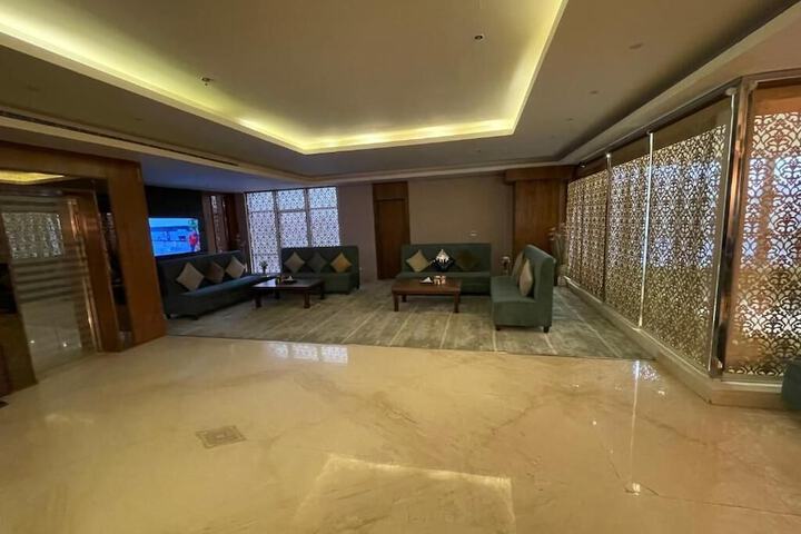 Hotel Interior 7 of 38