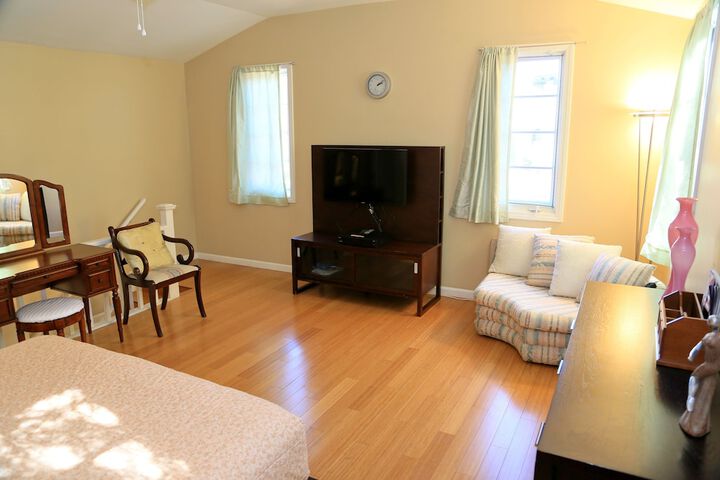 Room 15 of 25