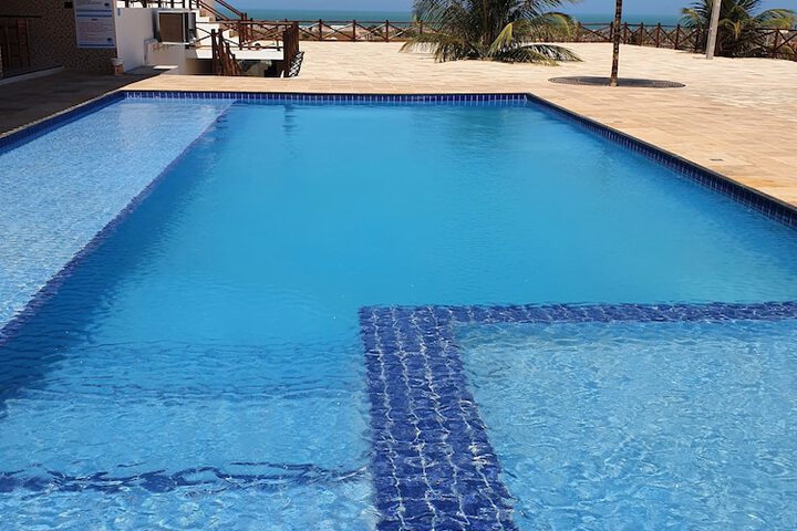 Pool 62 of 86
