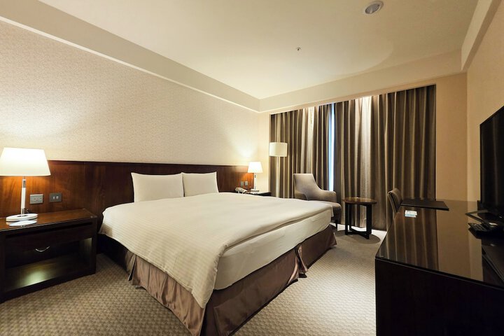 Room 20 of 124