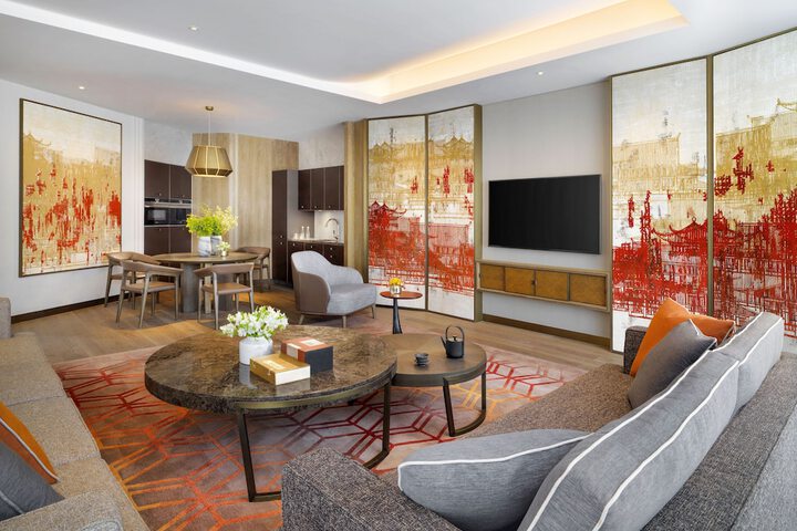Room 10 of 56