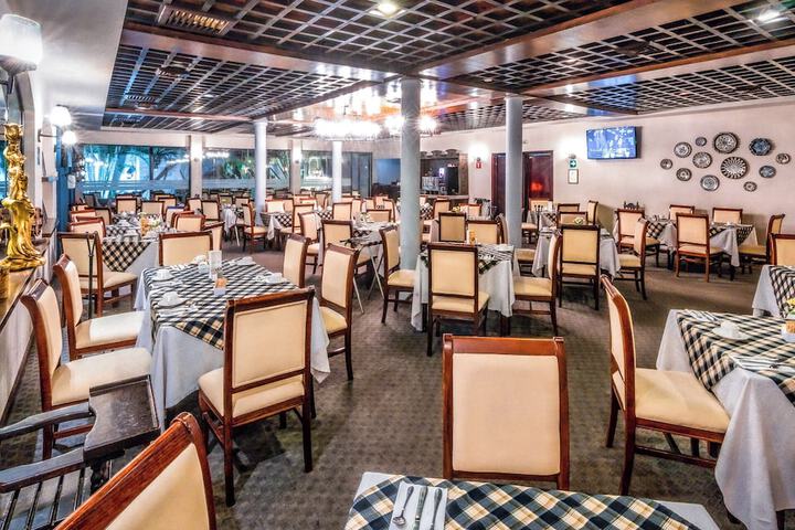 Dining 113 of 179