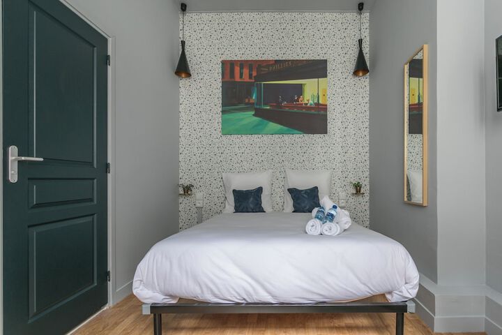 Room 70 of 119