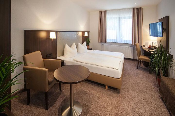 Room 4 of 21