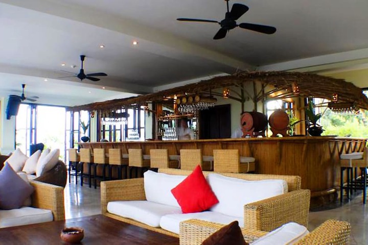 Lounge 191 of 252