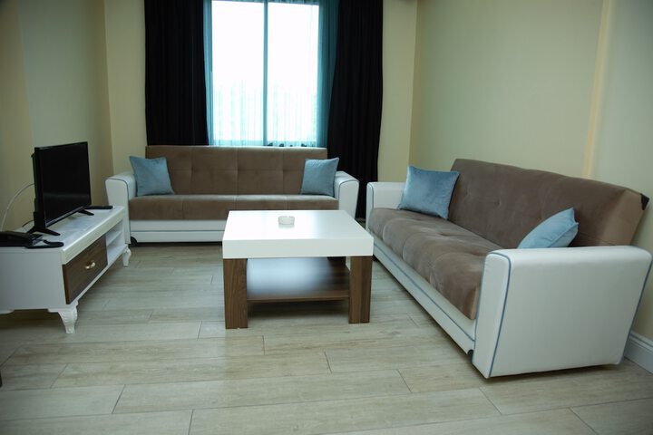 Room 17 of 30
