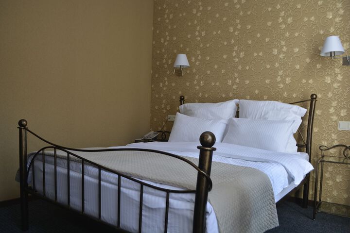 Room 26 of 101