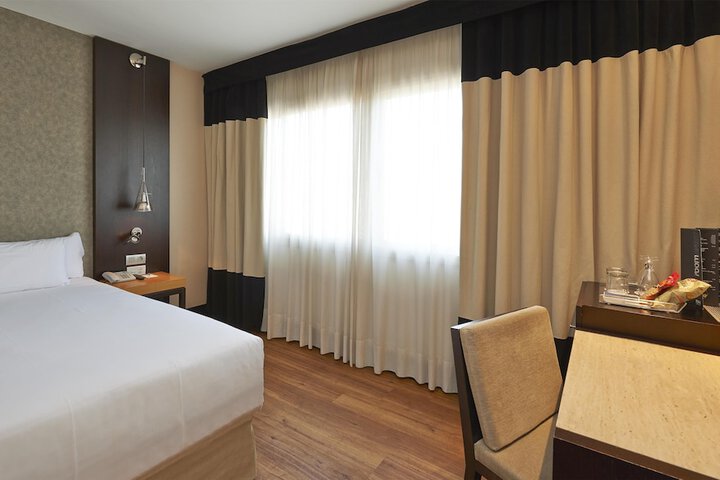Room 12 of 41