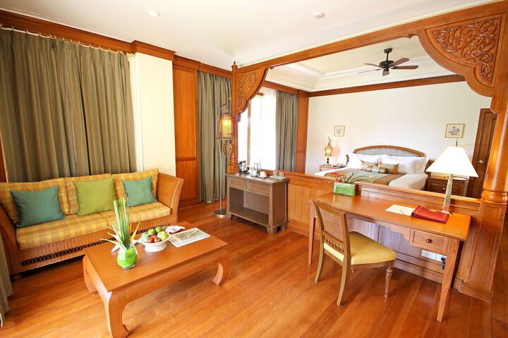 Room 7 of 65
