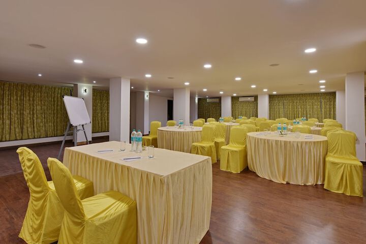 Ballroom/Hall 68 of 101