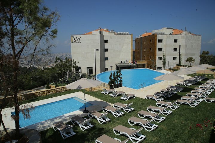 Pool 48 of 101