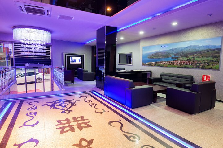 Hotel Lobby