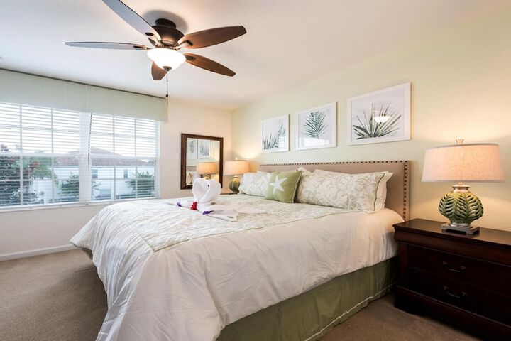 Room 45 of 710