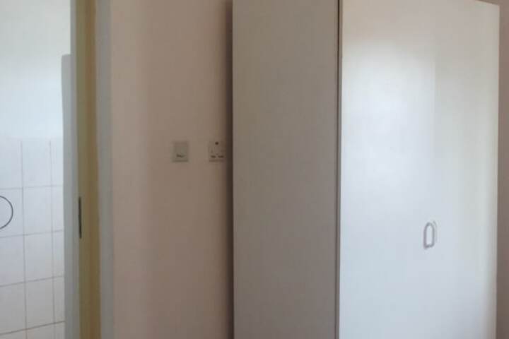 Room 17 of 47
