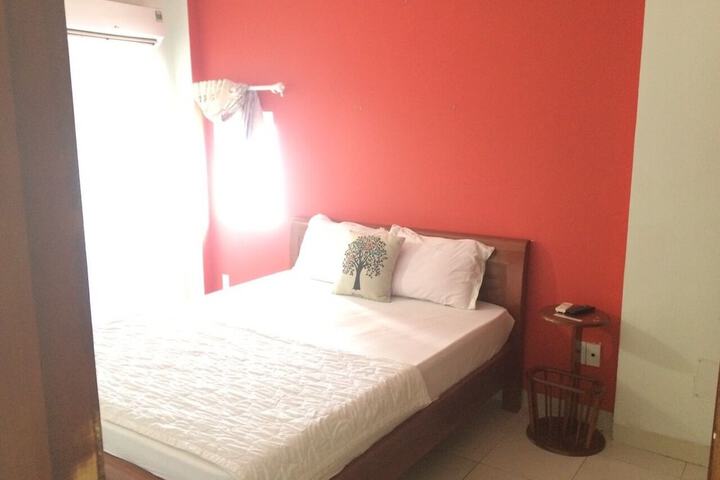 Room 3 of 16