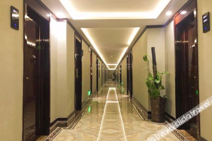 Hotel Interior 12 of 26