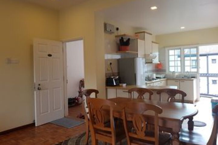 Room 16 of 18