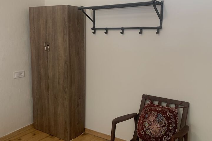 Room 15 of 36